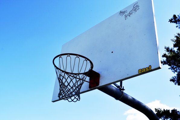 <strong>Keach Park</strong>, on Newton Avenue, appears to be the top spot for outdoor hoops. Perfect rims and backboards, smooth playing surface, and well-attended by potential pickup players.