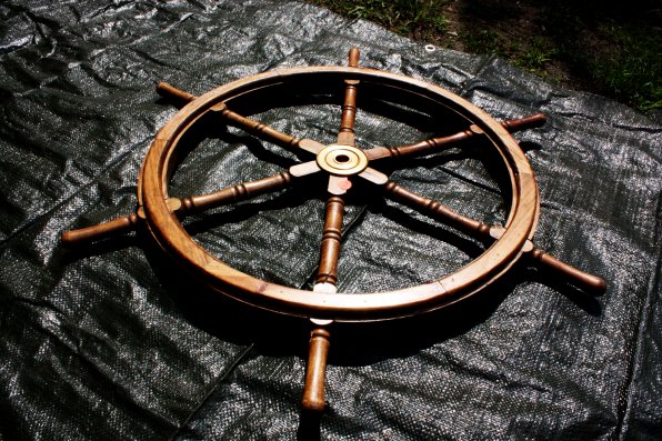 The big ticket item of the day was this ship’s wheel, priced at $60. Too rich for our blood, but were we captains, ‘twould be priceless.