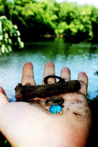 Kiwanis Riverfront Park was the site of our most fruitful metal detecting. We came up with an earring and an old bolt before stumbling upon the ruins of an ancient civilization! A shoe clasp, an ornate belt buckle and a Pabst Blue Ribbon cap can only mean thing: a nomadic group of steampunk hipsters once settled here. We quickly moved along, lest their ghosts return and try to get us to listen to the new Tame Impala album.