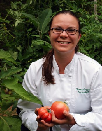 <strong>Sarah Robinson, Forever Feasting</strong><br /><br />“Sarah has taken the ‘luxury’ of having a personal chef and turned it into an opportunity to educate people about local and sustainable nutrition choices. She takes the bull by the horns and gets positive results.”<br />– quote from nomination