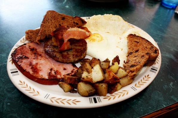 The Dixville Notch Breakfast had a little something for everybody – eggs, home fries, toast and three kinds of meat.