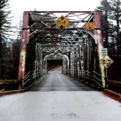 Sewalls Falls Bridge, also known as the ‘No Road Rage’ zone