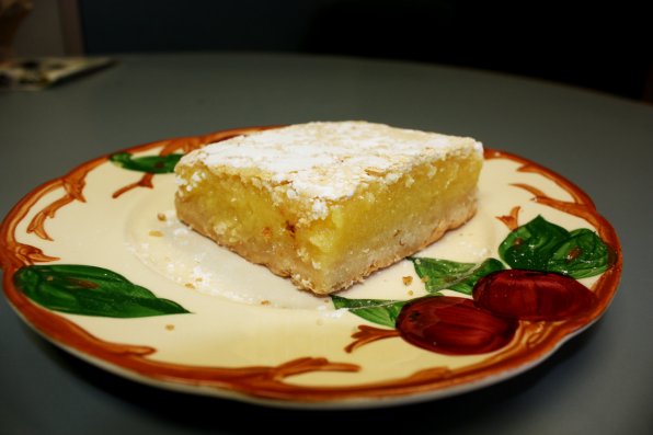 <strong>In A Pinch</strong><br /><em>146 Pleasant St., 226-2272, inapinchcafe.com</em></p><p>In A Pinch staff recommended the lemon square as one of the bakery’s finest items. We have to agree! The filling was moist, the crust was crunchy and crumbly and the lemon flavor was sweet and not overly tart, as many lemon squares tend to be.