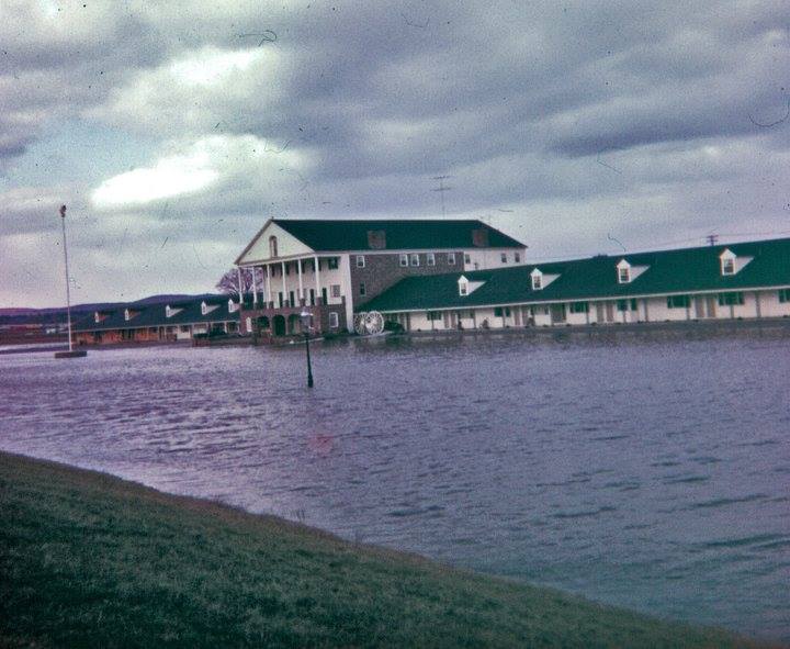 This picture of the New Hampshire Highway Hotel comes to us from Randy John Cummings, and appears to showcase the largest hotel pool we’ve ever seen. Of course, room access via boat only may have been an unsustainable business model. And the lifeguard budget must have been insane!