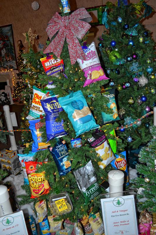 Nothing says Christmas like a good old fashioned salt and vinegar tree. (Insider file) - 
