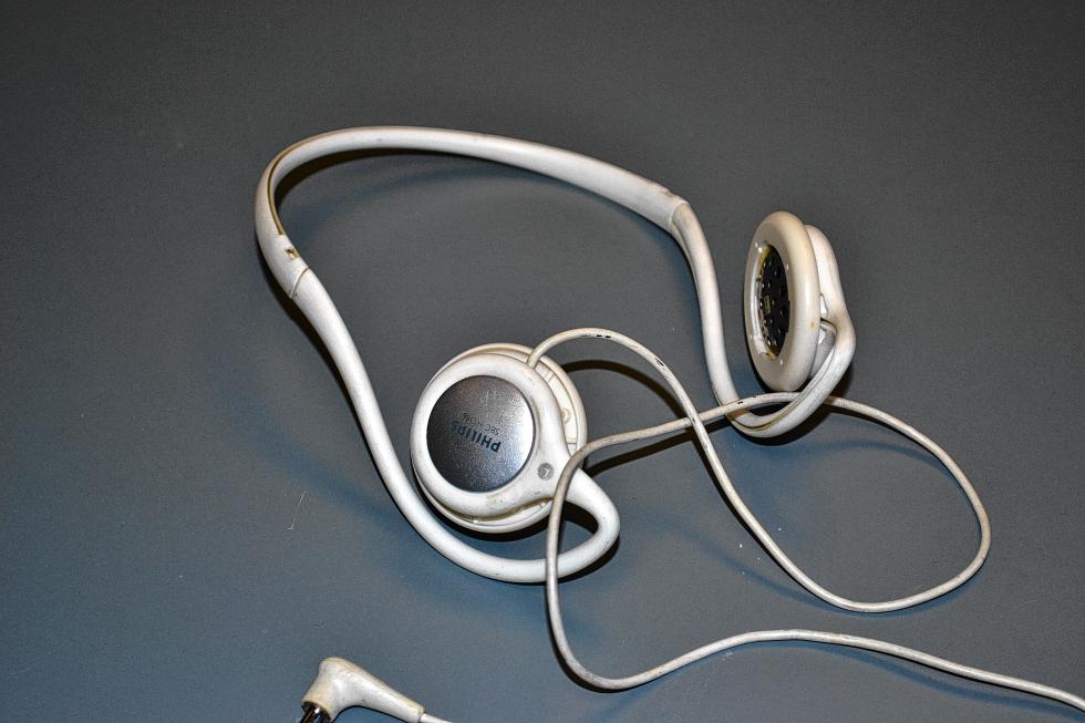 These aren’t exactly Beats by Dre headphones. (TIM GOODWIN / Insider staff) -