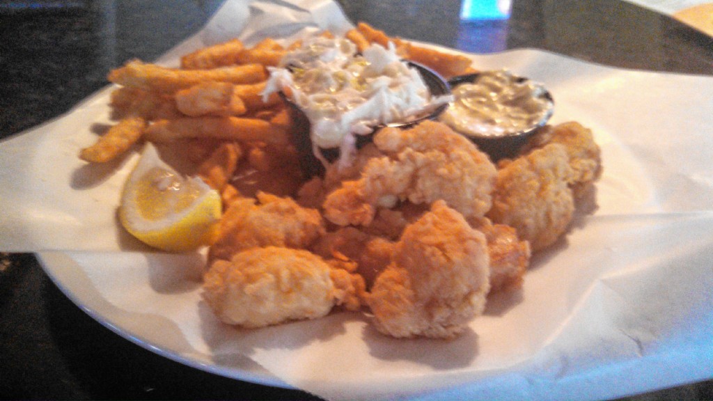 The Food Snob / Insider staffThe scallop basket from Tandy’s comes with deep-fried, hand-breaded scallop pieces, French fries and coleslaw, all for $13. You also get lemons and tartar sauce to add some extra flavor.