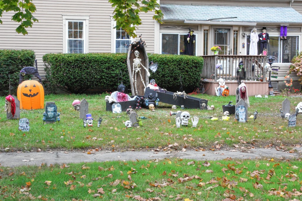 JON BODELL / Insider staff—We drove around Concord to see what kinds of Halloween displays we could find on people's houses.