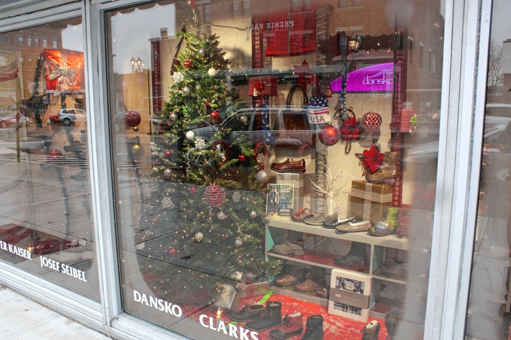 Check out all of these classy Christmas displays we found around the city.