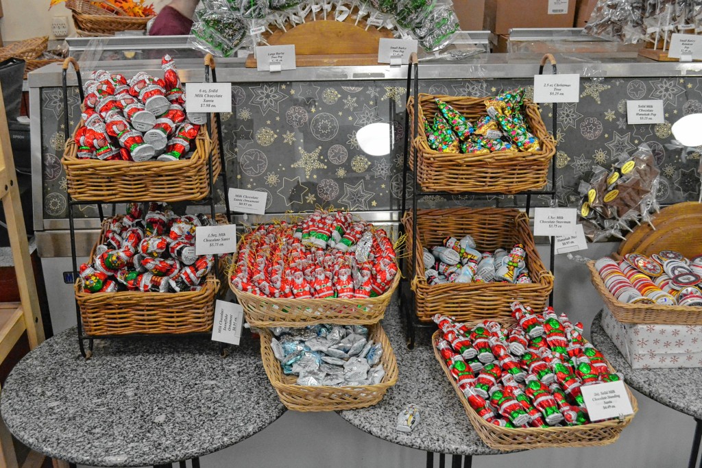 Granite State Candy has been making some pretty tasty looking holiday treats for the last couple months.