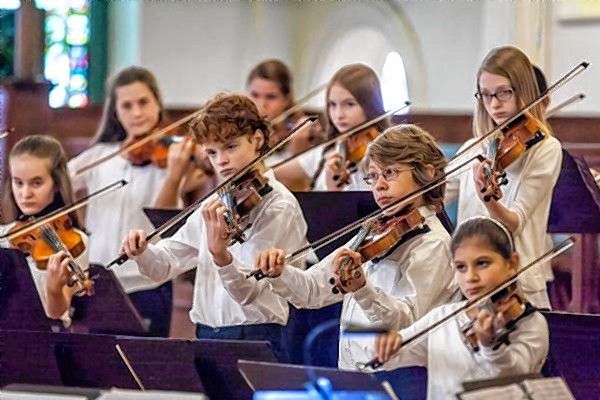 Whether you want to get your hands dirty, listen to some violin or enjoy a nice dinner at the Kimball Jenkins mansion, you'll be thoroughly entertained at the Summertime Art Sensorium, which runs June 19-25. Courtesy of Kim Murdoch