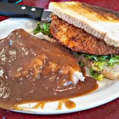 Food Snob: Spicy chicken sandwich from Red Arrow Diner