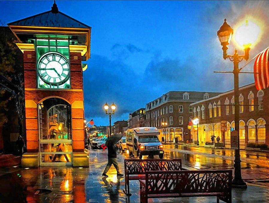 We’re no strangers to Instagram pictures of the clock tower by Eagle Square – it’s become sort of required photography in the capital city. But this shot here, posted by user @greggvogt, had everything going for it – the vibrant lighting, the reflections off the wet pavement, the guy with the umbrella, the overall framing. Well done, @greggvogt, well done, sir. Instagram user @greggvogt