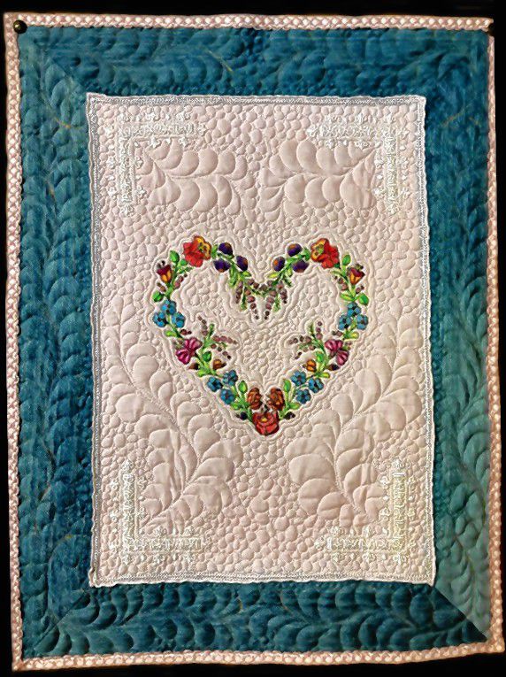 Quilter Tracy Szanto does custom machine quilting 